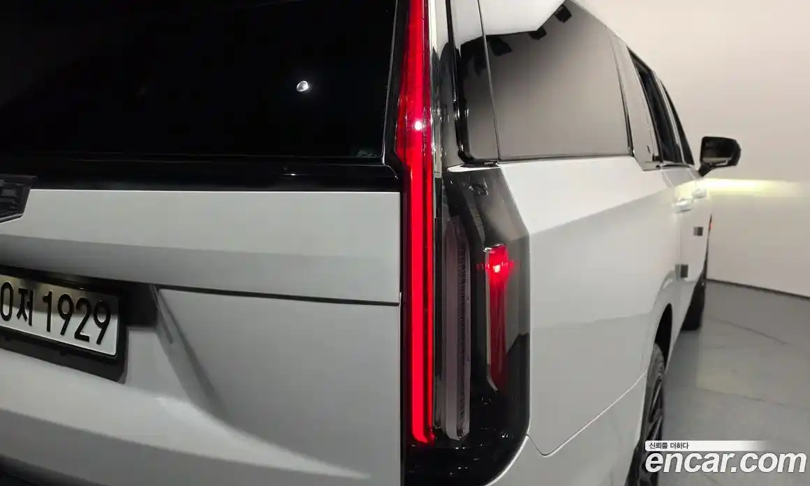 Cadillac Escalade 2021 6.2 гидро, фото 9