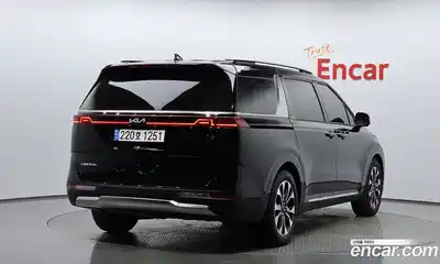 Kia Carnival, 2023, 18 573 км