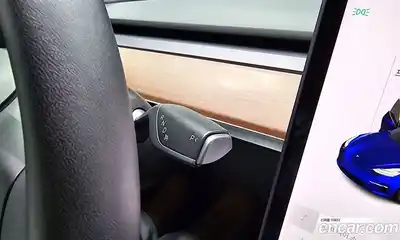 Tesla Model 3 2020 0.1 гидро, миниатюра 9