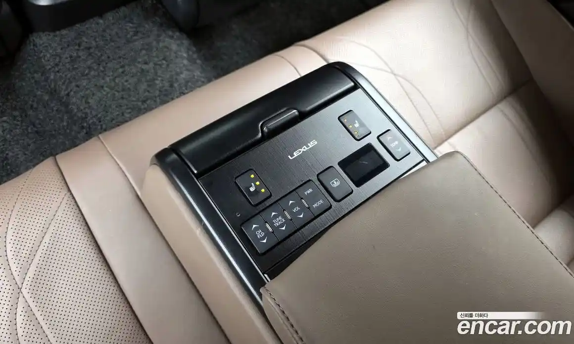 Lexus ES 2023 2.5 гидро, фото 19