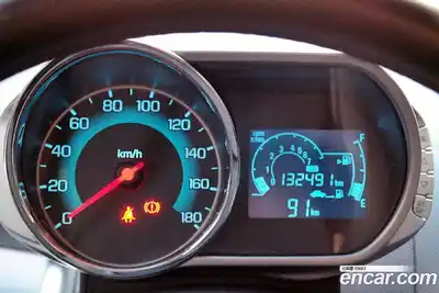 Chevrolet Spark 2014 1.0 автомат (гидро), миниатюра 8