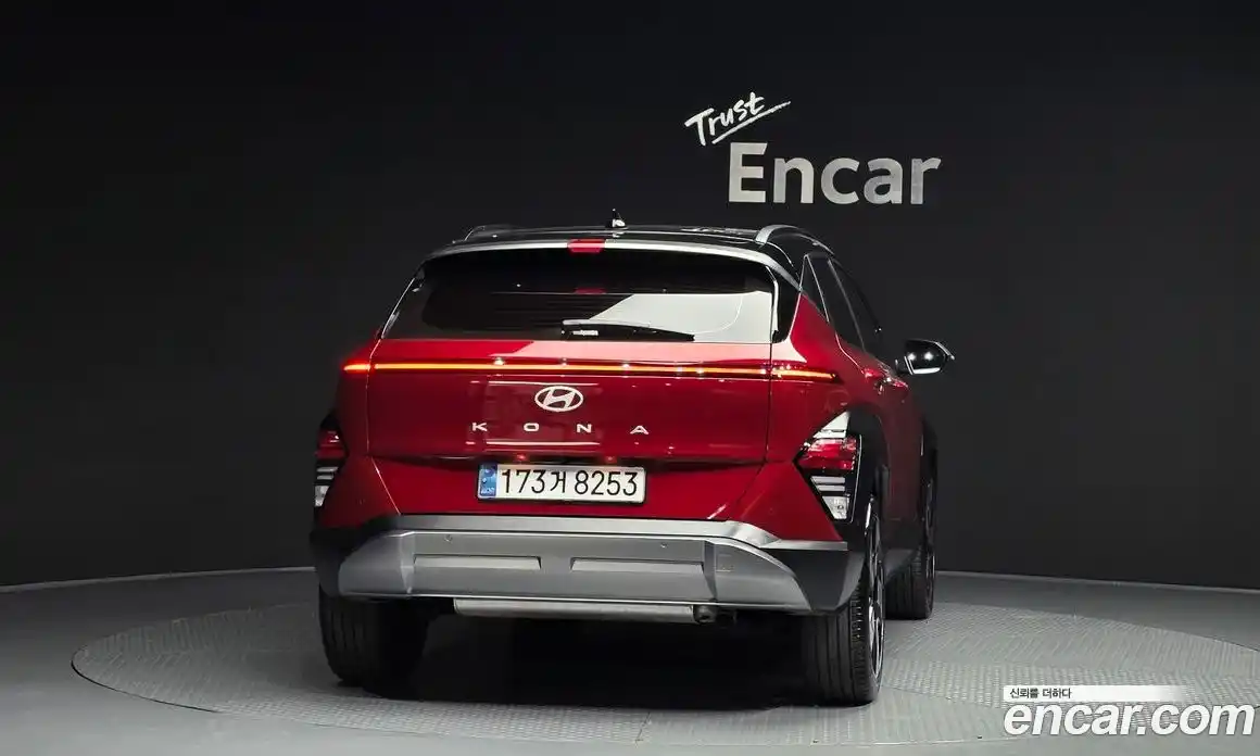 Hyundai Kona 2024 1.6 автомат (гидро), фото 4
