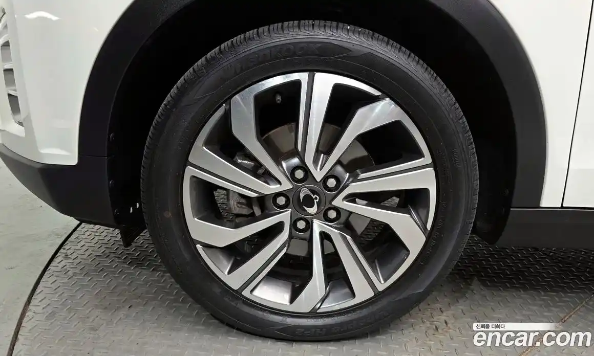 SsangYong TIBOLI 2020 1.6 автомат (гидро), фото 5