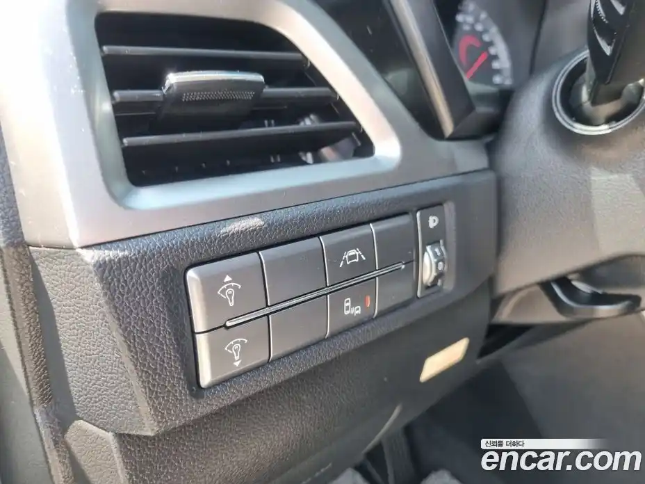 SsangYong Korando 2020 1.5 автомат (гидро), фото 17