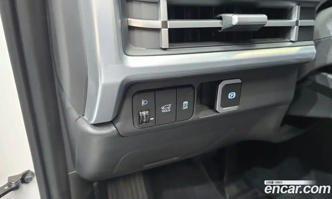 Hyundai Santa Fe 2023 1.6 автомат (гидро), фото 15