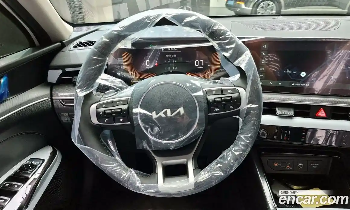 Kia K5 (Optima) 2024 2.0 автомат (гидро), фото 13
