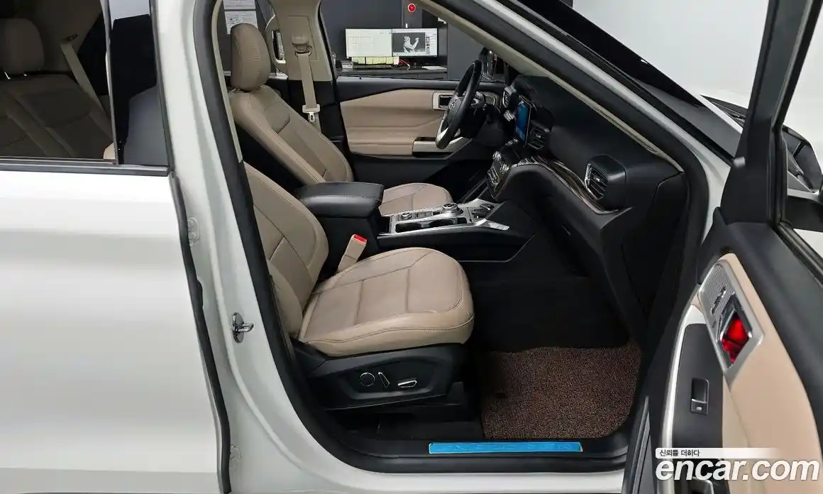 Ford Explorer 2020 2.3 автомат (гидро), фото 16