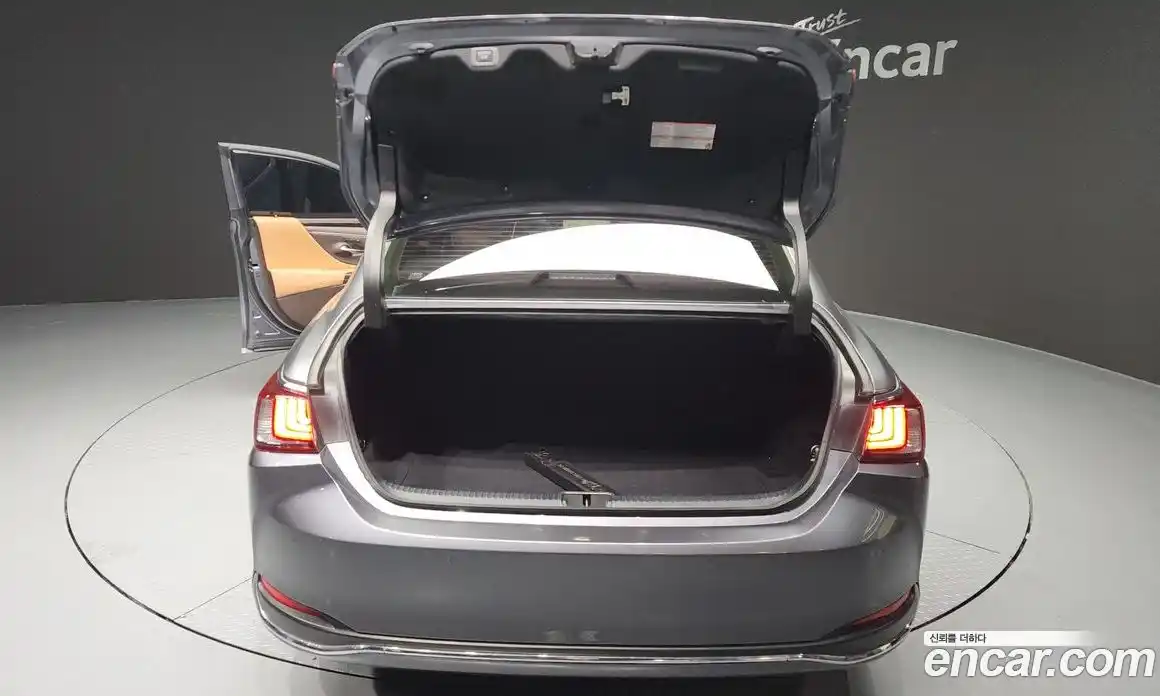 Lexus ES 2021 2.5 гидро, фото 20