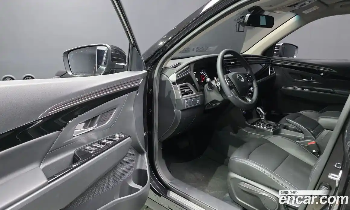 SsangYong Korando 2025 1.5 автомат (гидро), фото 13