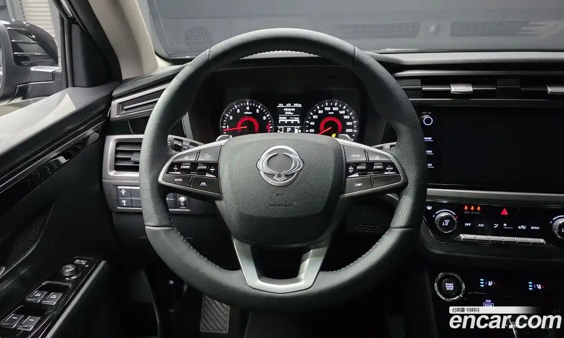 SsangYong Korando 2025 1.5 автомат (гидро), фото 19