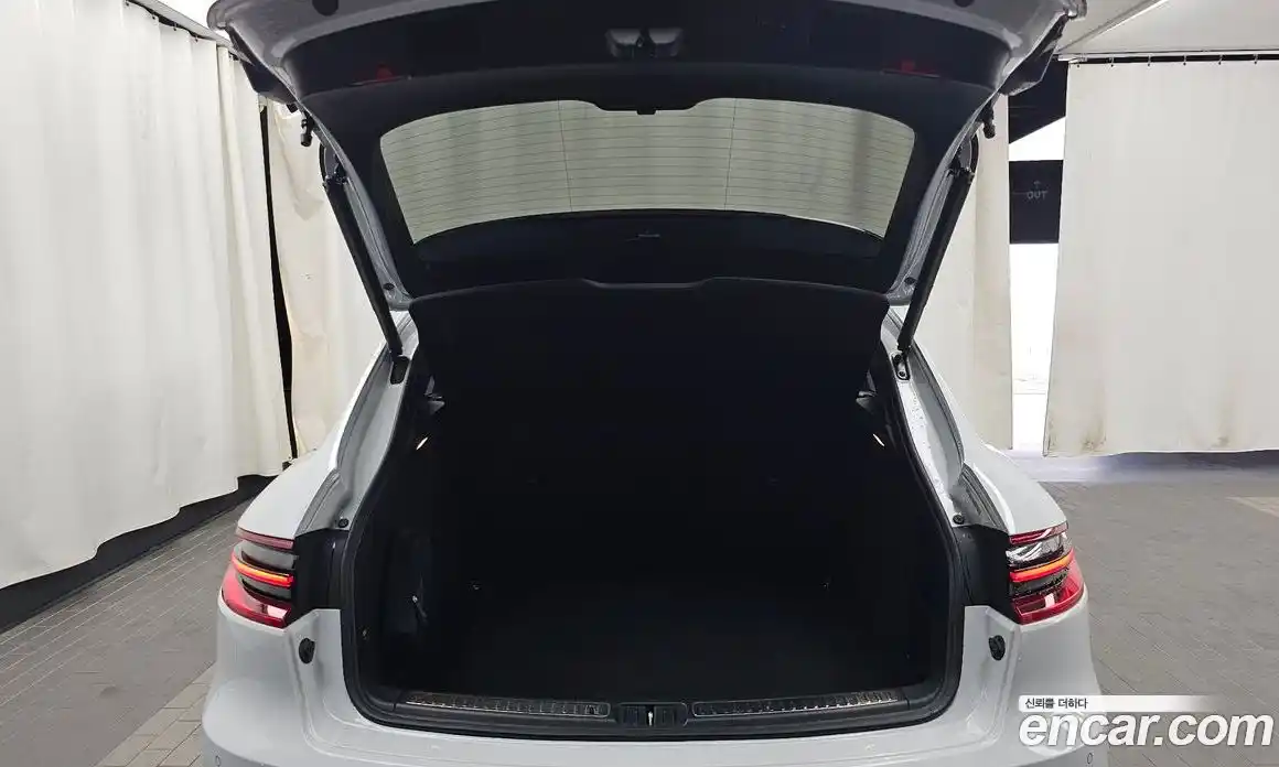 Porsche Macan 2018 2.0 автомат (гидро), фото 26