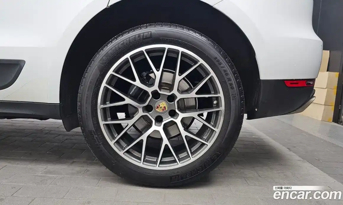 Porsche Macan 2018 2.0 автомат (гидро), фото 7