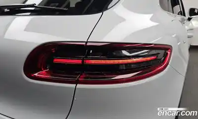 Porsche Macan 2018 2.0 автомат (гидро), миниатюра 9