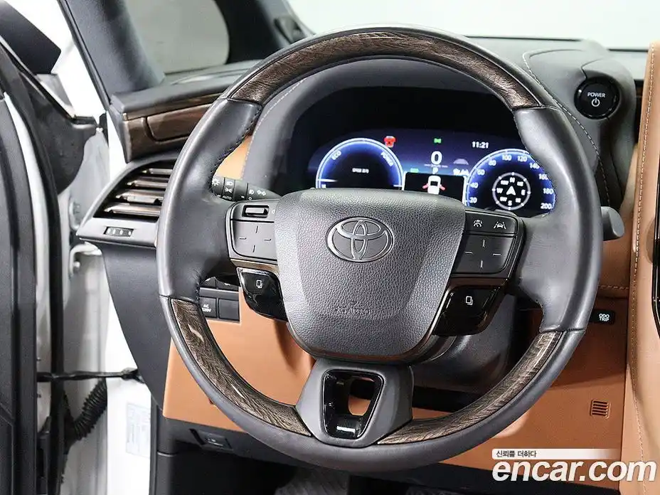 Toyota Alphard 2023 2.5 гидро, фото 14