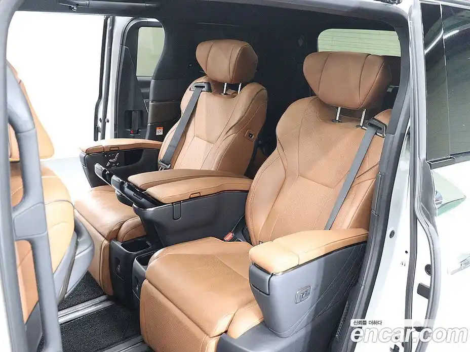 Toyota Alphard 2023 2.5 гидро, фото 15