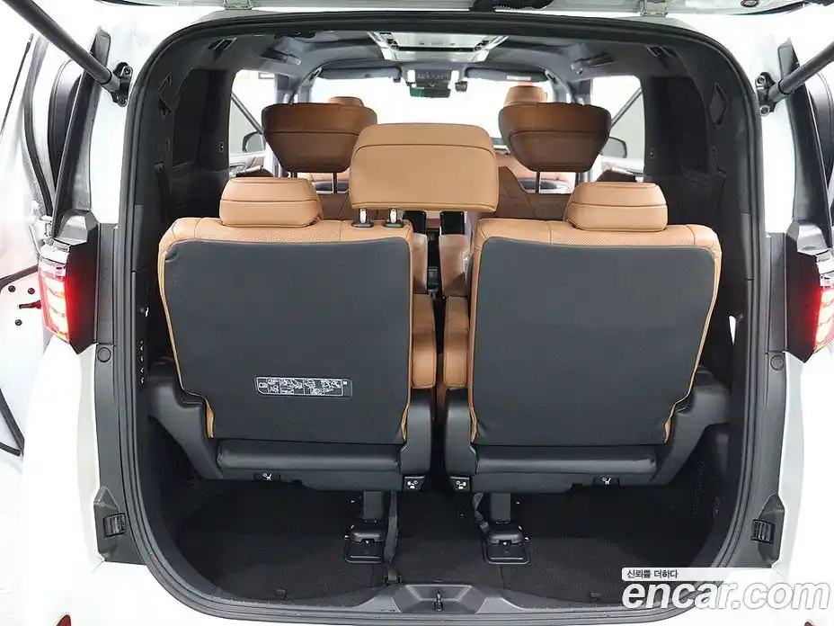 Toyota Alphard 2023 2.5 гидро, фото 5