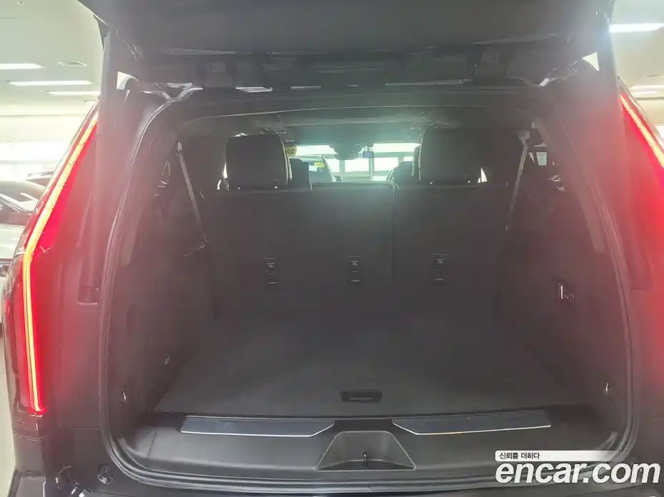 Cadillac Escalade 2022 6.2 гидро, фото 18