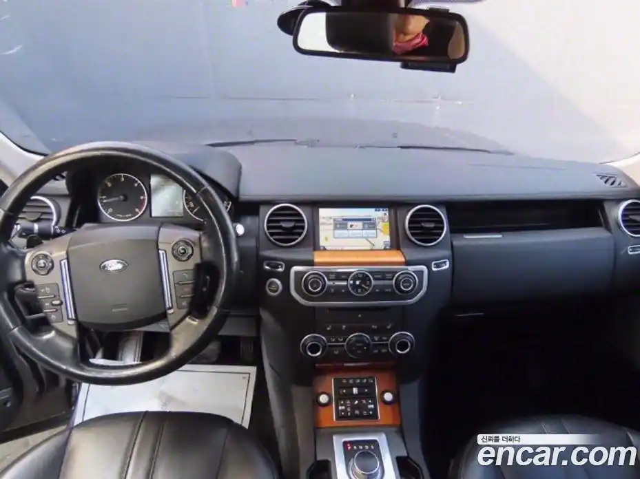 Land Rover Discovery 2015 3.0 автомат (гидро), фото 14