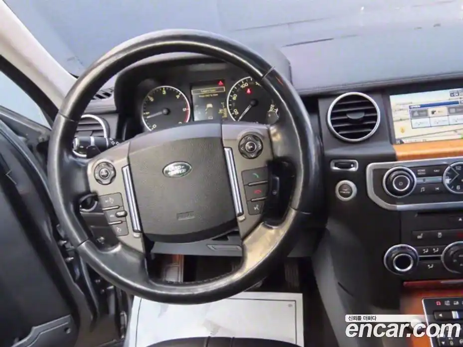 Land Rover Discovery 2015 3.0 автомат (гидро), фото 16