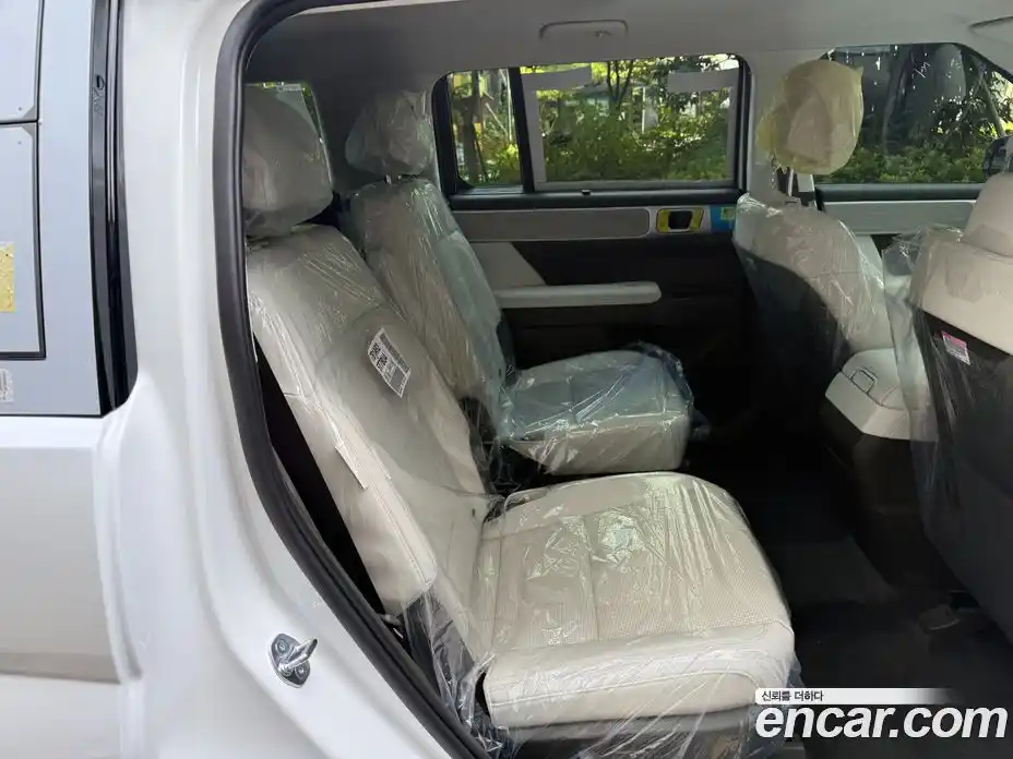 Hyundai Santa Fe 2025 2.5 автомат (гидро), фото 6