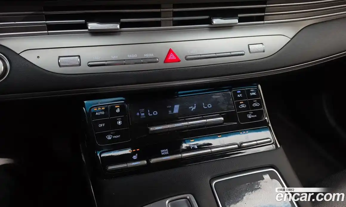Hyundai Grandeur 2021 2.5 автомат (гидро), фото 32
