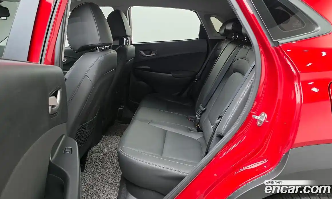 Hyundai Kona 2019 1.6 автомат (гидро), фото 17