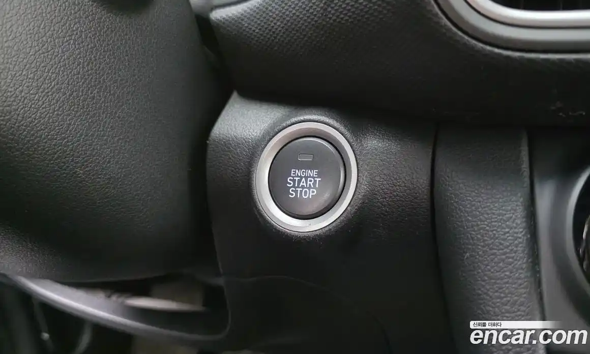 Hyundai Kona 2019 1.6 автомат (гидро), фото 26
