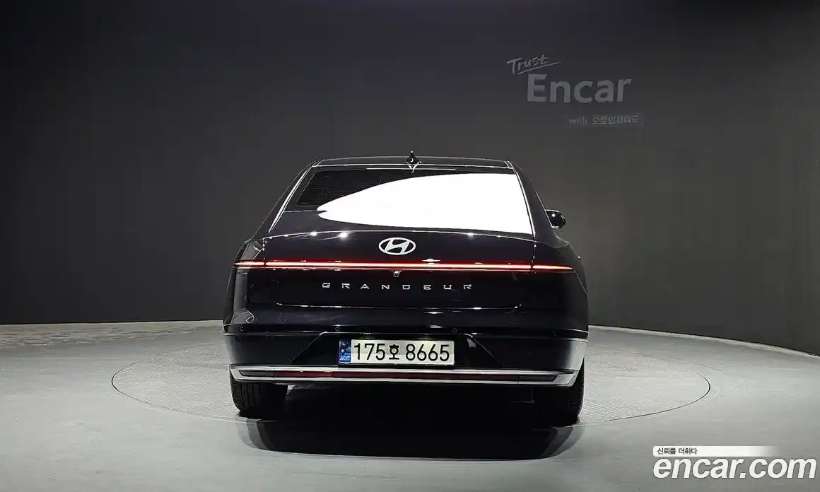 Hyundai Grandeur 2023 1.6 автомат (гидро), фото 4