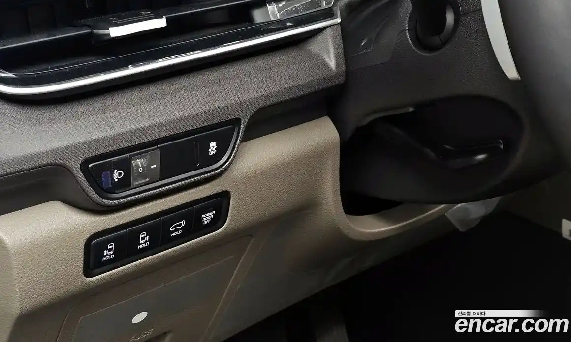 Kia Carnival 2024 1.6 автомат (гидро), фото 16