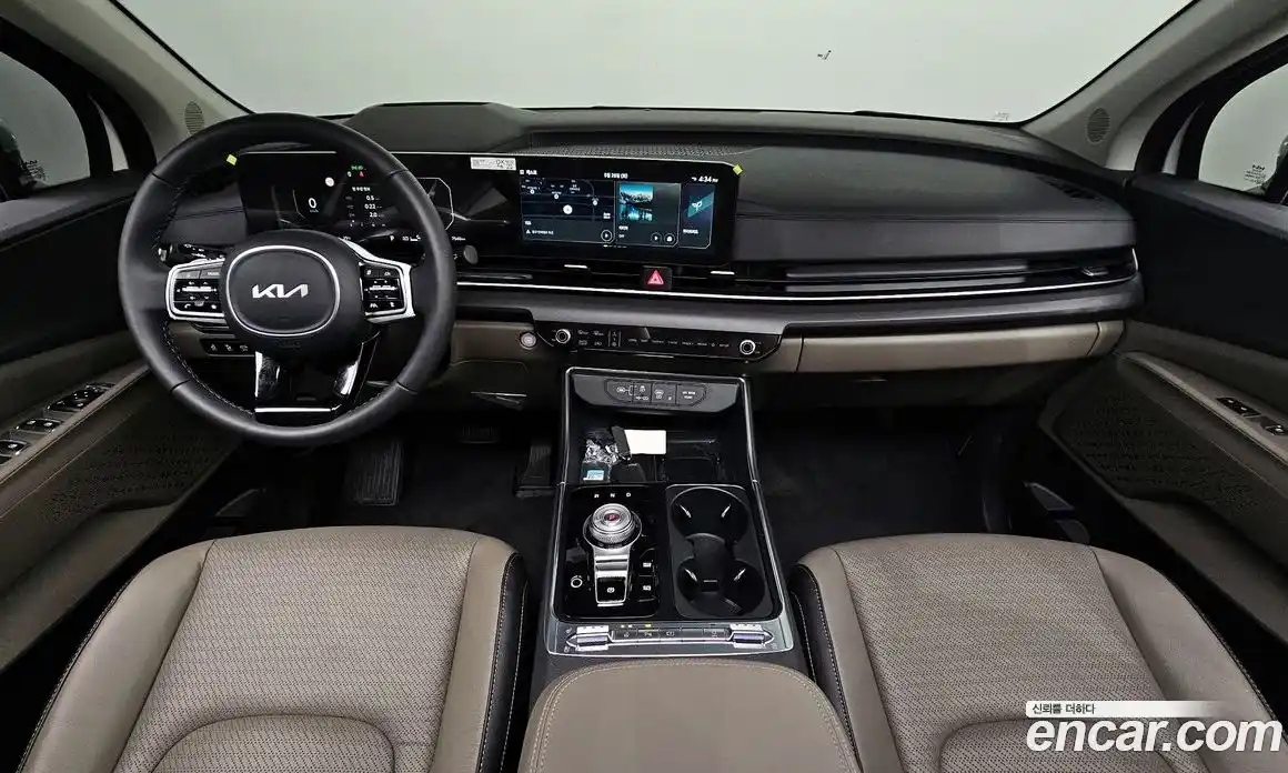 Kia Carnival 2024 1.6 автомат (гидро), фото 7