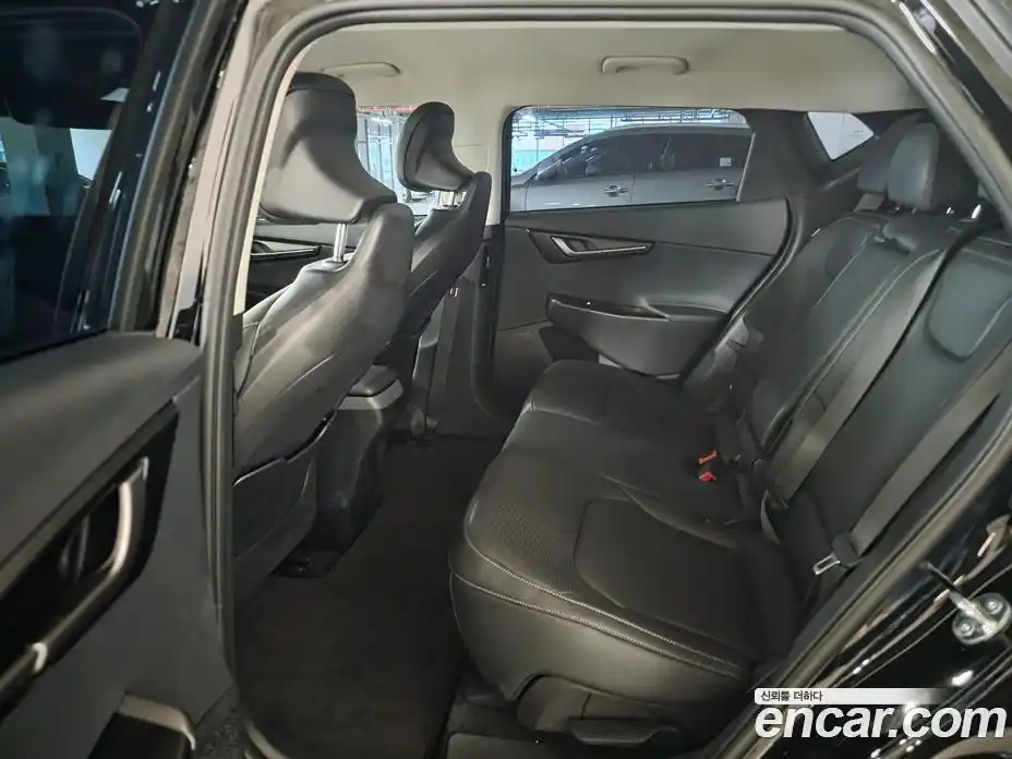 Kia EV6 2025 0.1 автомат (гидро), фото 9