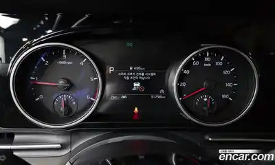 Kia Carnival 2023 2.2 автомат (гидро), миниатюра 11