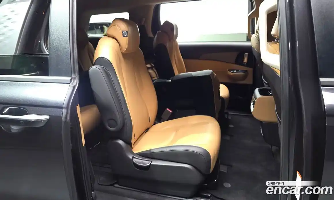 Kia Carnival 2023 2.2 автомат (гидро), фото 17
