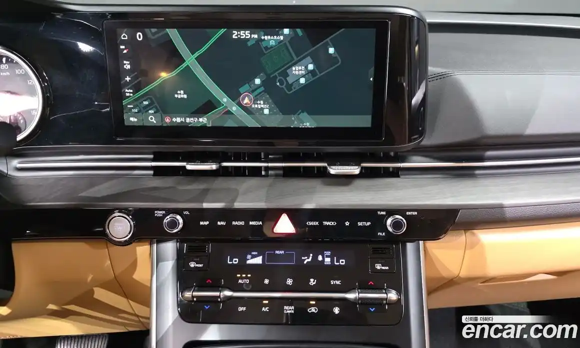 Kia Carnival 2023 2.2 автомат (гидро), фото 19