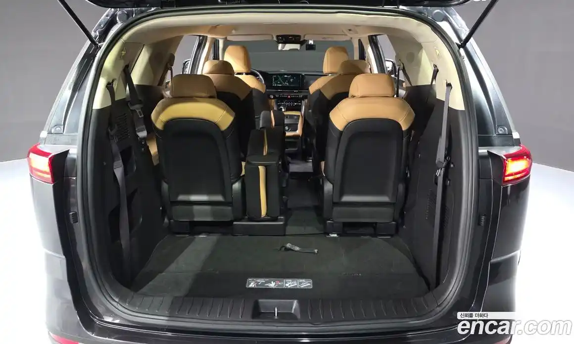 Kia Carnival 2023 2.2 автомат (гидро), фото 22