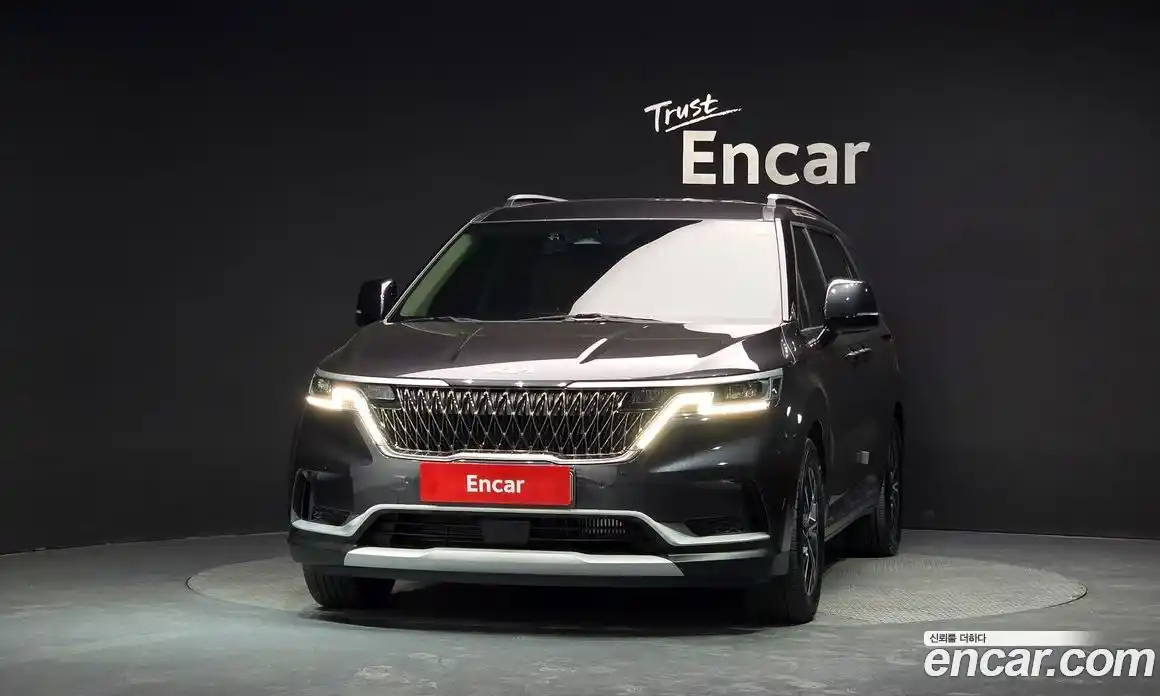 Kia Carnival 2023 2.2 автомат (гидро), фото 3
