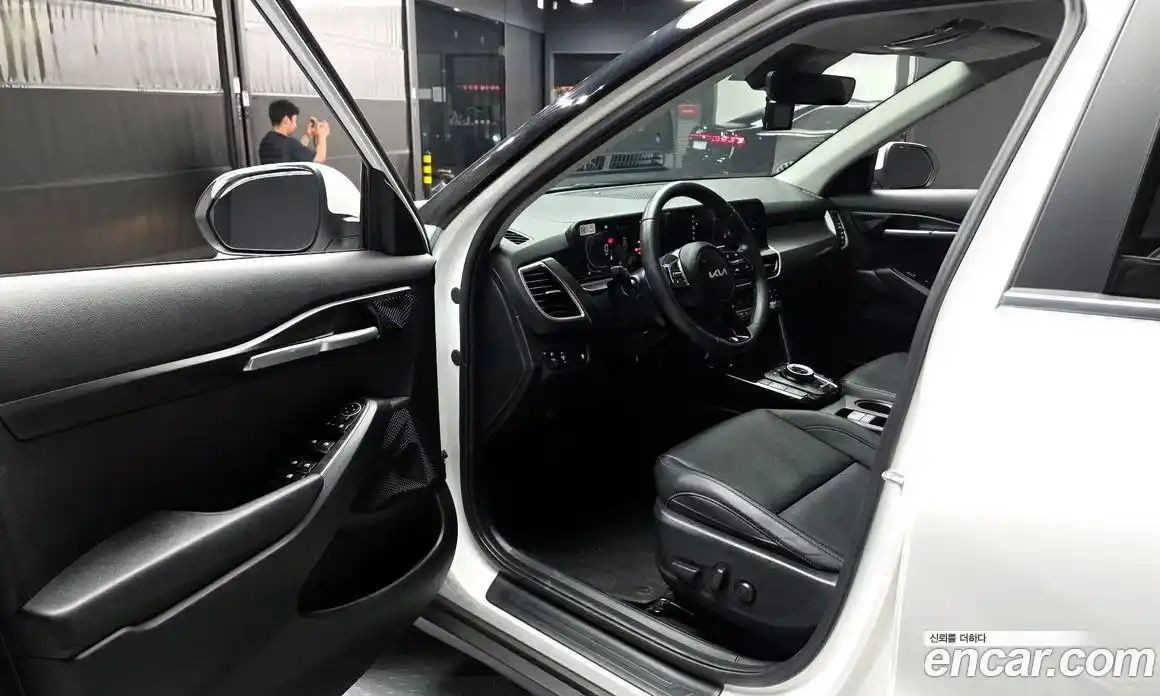 Kia Seltos 2024 1.6 автомат (гидро), фото 13