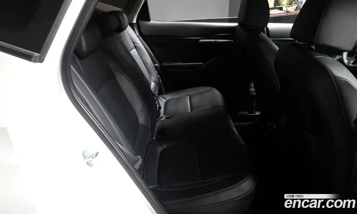 Kia Seltos 2024 1.6 автомат (гидро), фото 18