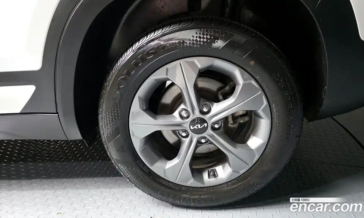 Kia Seltos 2024 1.6 автомат (гидро), фото 7