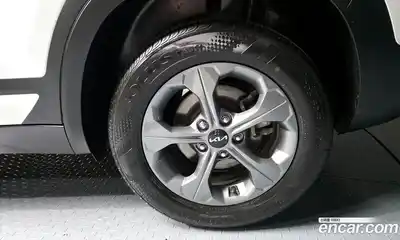 Kia Seltos 2024 1.6 автомат (гидро), миниатюра 7