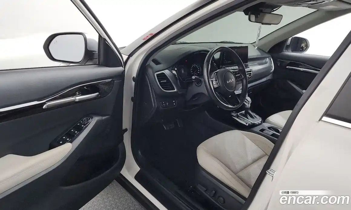 Kia Seltos 2022 1.6 автомат (гидро), фото 13