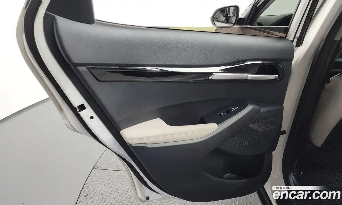Kia Seltos 2022 1.6 автомат (гидро), фото 15