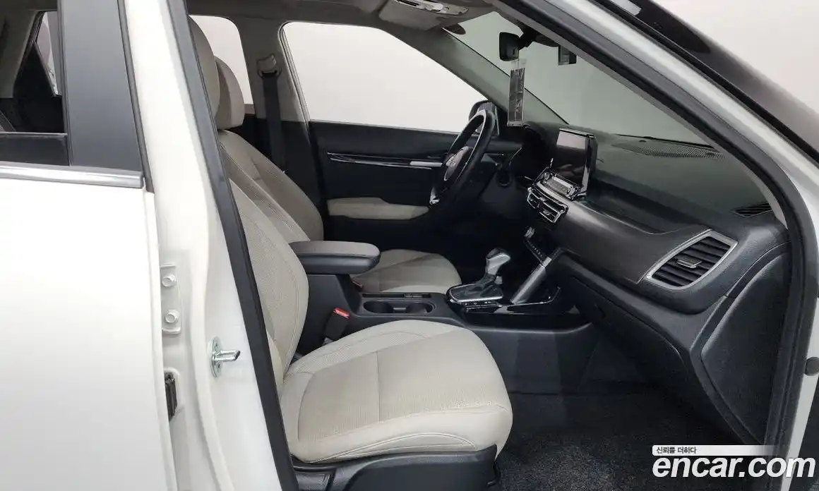 Kia Seltos 2022 1.6 автомат (гидро), фото 17