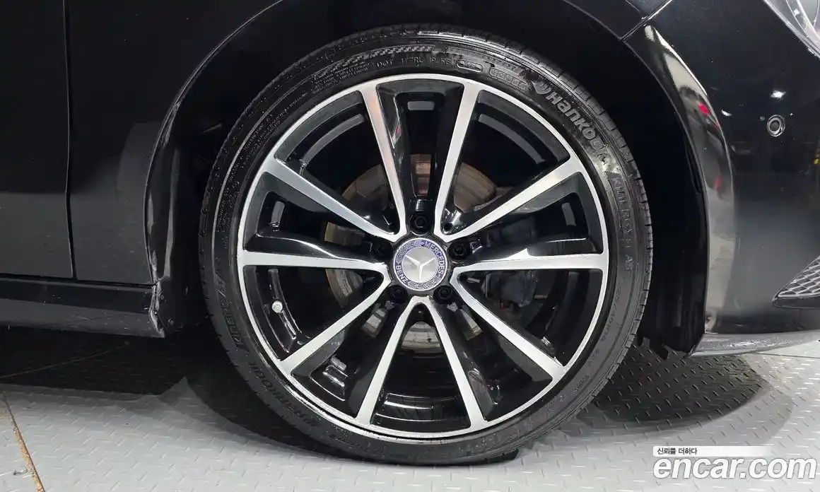 Mercedes-Benz CLA-Class 2015 2.1 гидро, фото 5 Mercedes-Benz CLA-Class 2015 2.1 гидро, фото 5