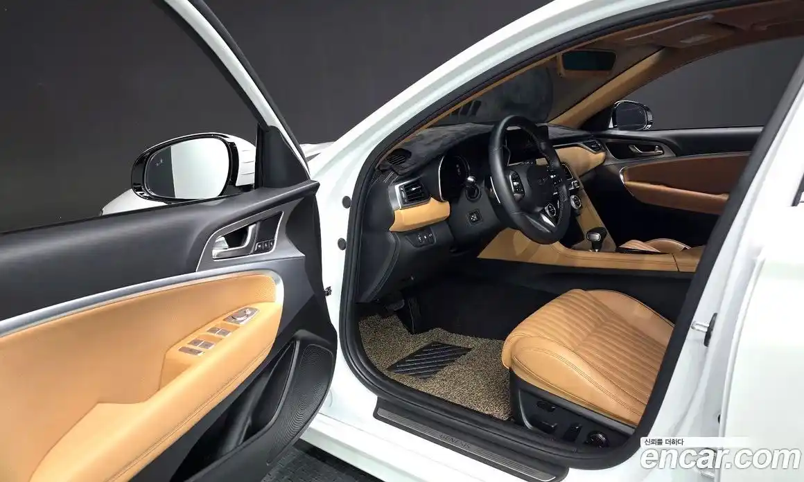 Genesis G70 2021 2.0 автомат (гидро), фото 13