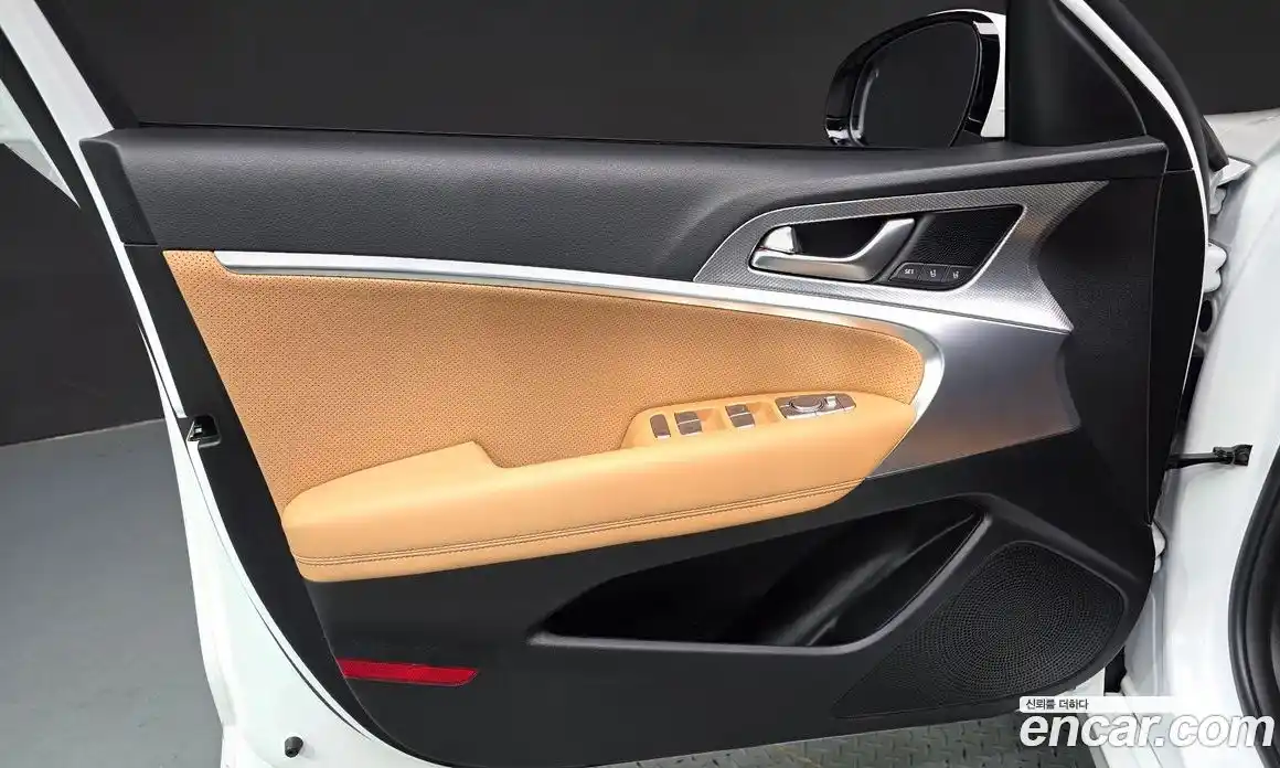 Genesis G70 2021 2.0 автомат (гидро), фото 14