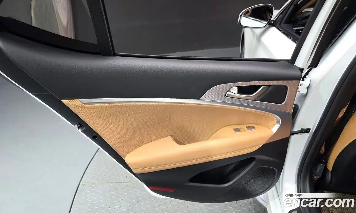 Genesis G70 2021 2.0 автомат (гидро), фото 15