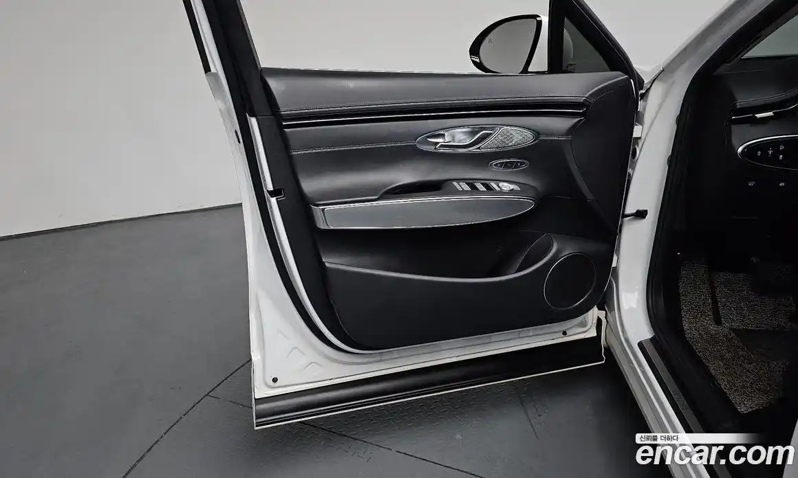 Genesis GV70 2021 2.5 автомат (гидро), фото 13