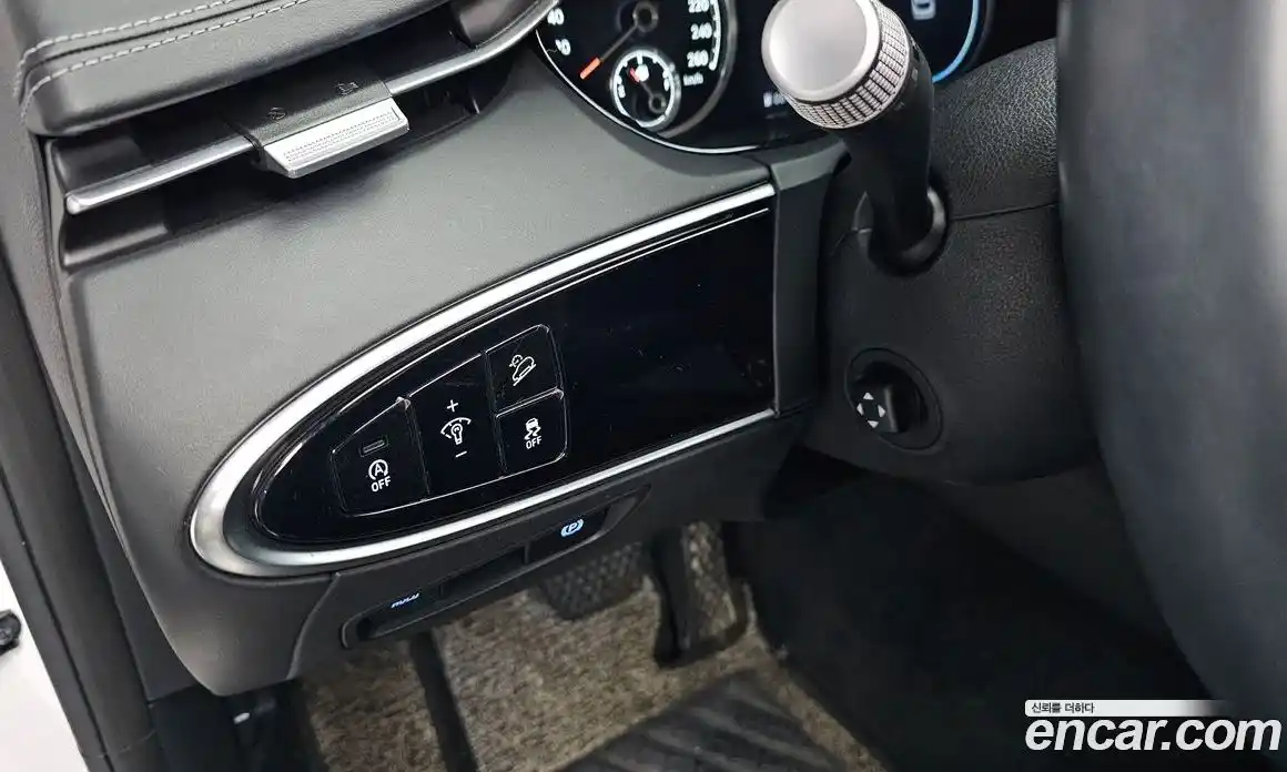 Genesis GV70 2021 2.5 автомат (гидро), фото 24
