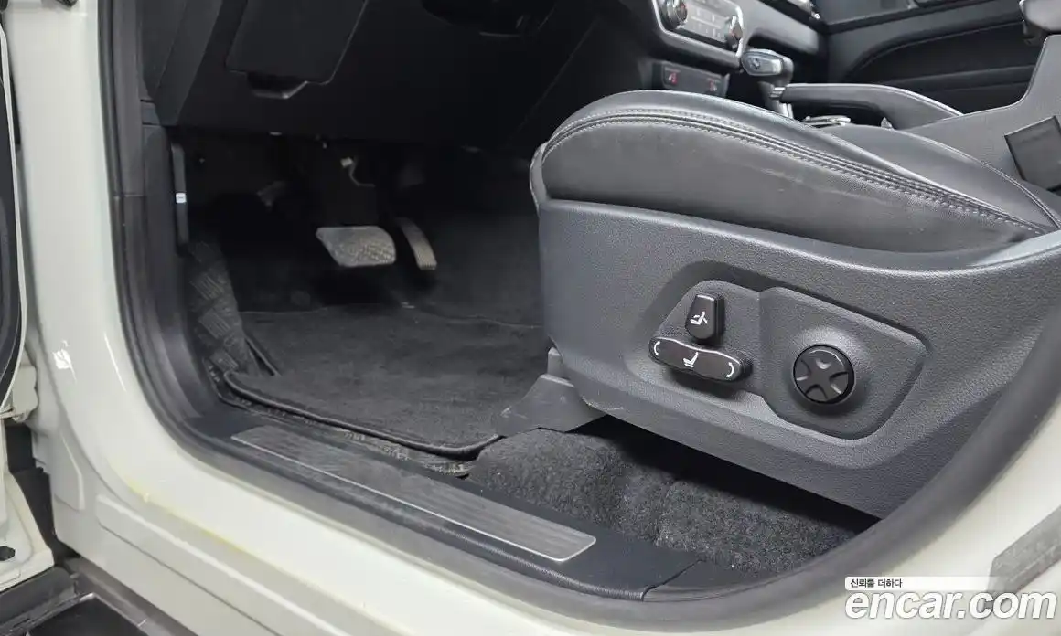 SsangYong Rexton 2020 2.2 автомат (гидро), фото 30